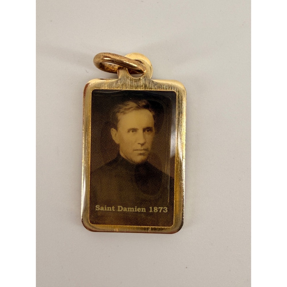 Saint Damien of Molokai Double Sided Religious Medal Pendant Gold Tone 1873 1889